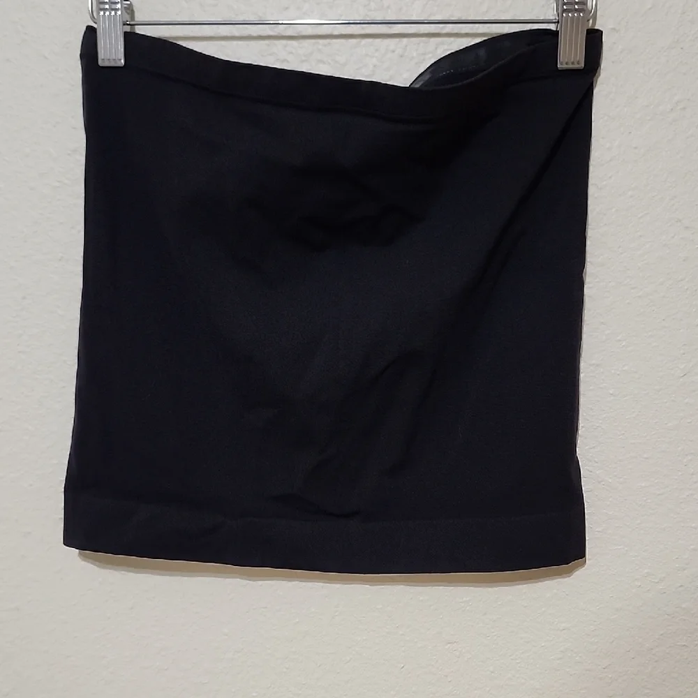 Ingrid & Isabel Black Belly Band Size Two - Picture 4 of 4